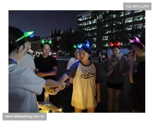 平顶山荧光夜跑点亮健身夜,环白鹭洲湿地公园引领城市狂欢 平顶山荧光夜跑点亮健身夜,环白鹭洲湿地公园引领城市狂欢